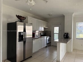 890 NW 45th Ave in Miami, FL - Building Photo - Building Photo