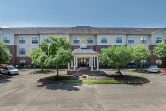 Corinthian Village in Houston, TX - Building Photo - Building Photo