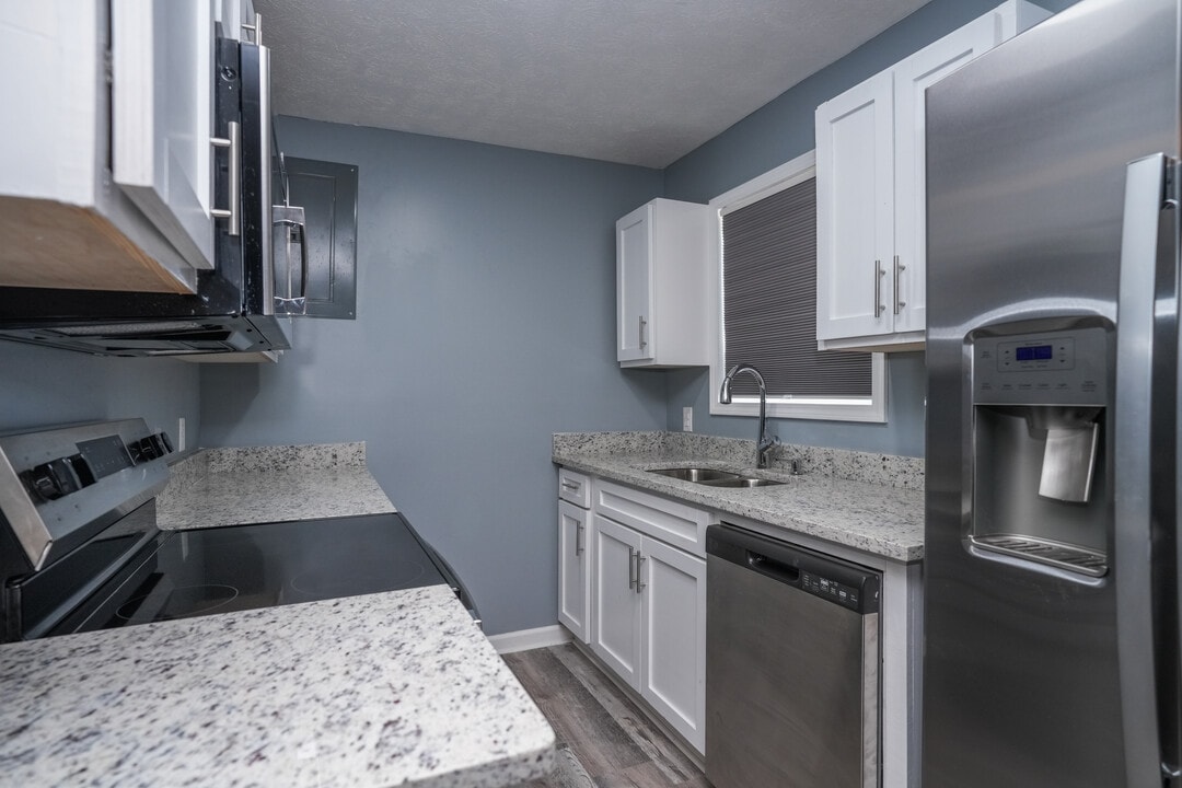 Russell Ridge Estates in Meridian, MS - Foto de edificio