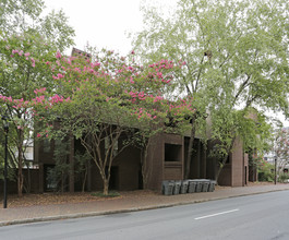 Davidson Square Apartments in Charlotte, NC - Building Photo - Building Photo