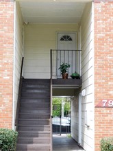 Crossroads Landing in Norfolk, VA - Foto de edificio - Building Photo