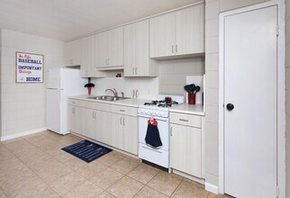 Pensacola Arms in Tallahassee, FL - Foto de edificio - Interior Photo