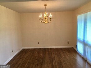 2137 Galway Ln in Decatur, GA - Building Photo - Building Photo