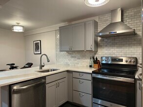 519 Columbus Ave, Unit 1 in Boston, MA - Building Photo - Building Photo