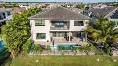 17113 Aquavera Way in Boca Raton, FL - Building Photo - Building Photo