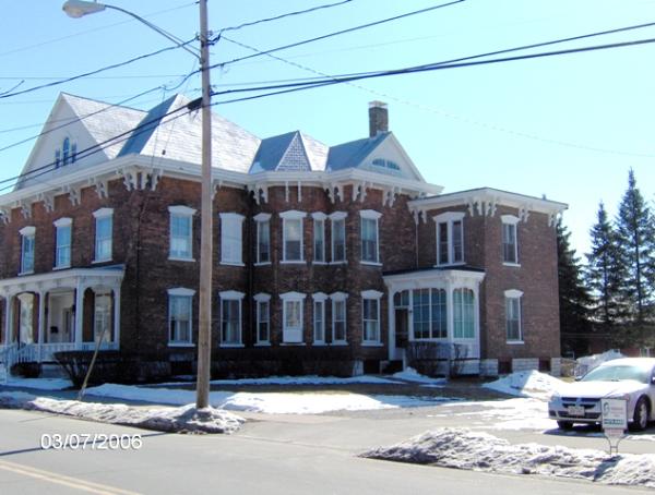 67 W Main St in St Johnsville, NY - Building Photo