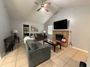 2428 Talco Hills Dr in Tallahassee, FL - Building Photo - Building Photo