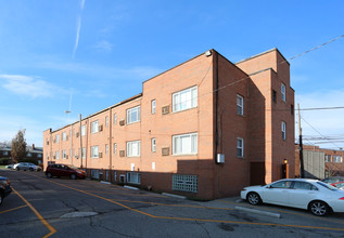 Star King Apartments in Columbus, OH - Building Photo - Building Photo