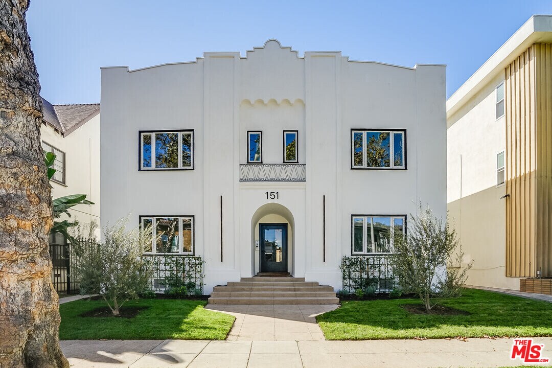 151 N Swall Dr in Beverly Hills, CA - Building Photo