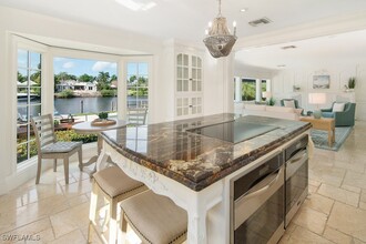 1060 Galleon Dr in Naples, FL - Building Photo - Building Photo