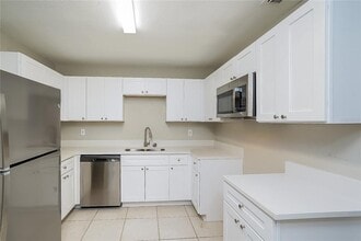 4423 73rd St N in St. Petersburg, FL - Building Photo - Building Photo