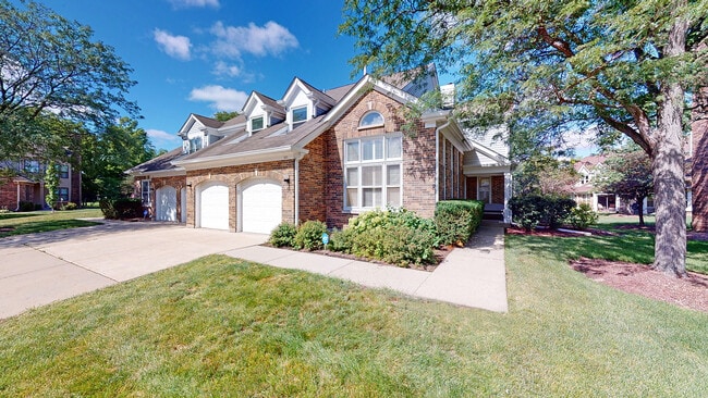 property at 105 Willow Pkwy