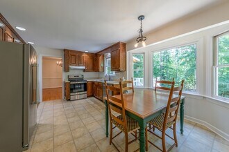 308 The Maine W in Williamsburg, VA - Building Photo - Building Photo