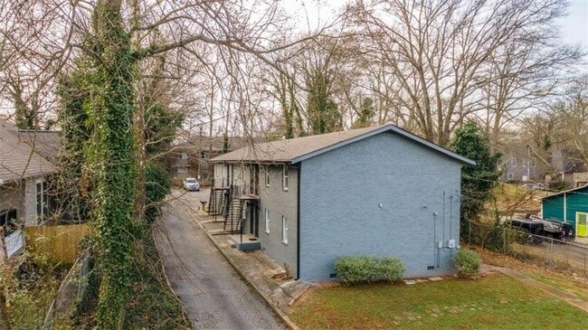 property at 1170 Greenwich St SW