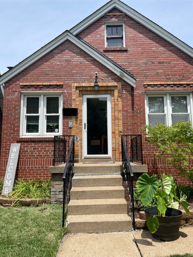 property at 5129 Eichelberger St