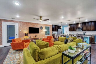 533 Quarterman Dr in Savannah, GA - Building Photo - Building Photo