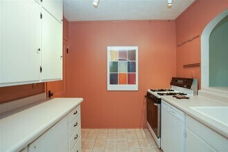 901 Rider St in Iowa City, IA - Building Photo - Building Photo