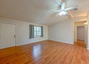 2254 Tuscavilla Rd in Tallahassee, FL - Building Photo - Building Photo