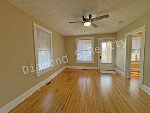 2112 W Olive St in Springfield, MO - Building Photo - Building Photo