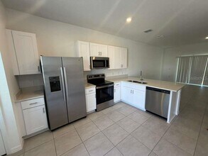 2983 Skyline Lp in Kissimmee, FL - Building Photo - Building Photo
