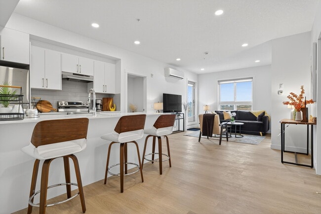 2910 66 St SW, Unit 1 Bedroom