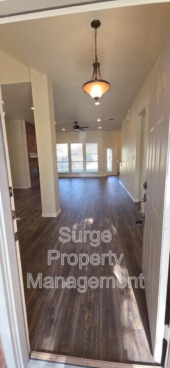 629 Dorchester Dr in Mansfield, TX - Building Photo