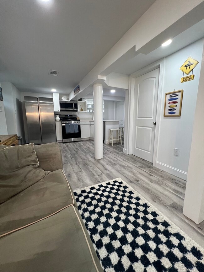 1112 Highway 36, Unit 1 in Atlantic Highlands, NJ - Building Photo - Building Photo