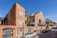 901 Dumaine St in New Orleans, LA - Foto de edificio - Building Photo