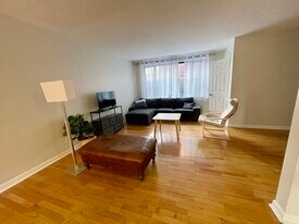 53 Harvard Ave, Unit 2 in Brookline, MA - Building Photo