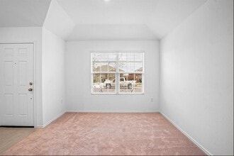 113 Imola St in Hutto, TX - Building Photo - Building Photo