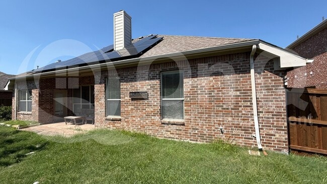 property at 1618 Nestledown Dr