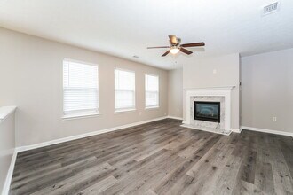 4969 Saddle Creek Cir in Ellenwood, GA - Building Photo - Building Photo