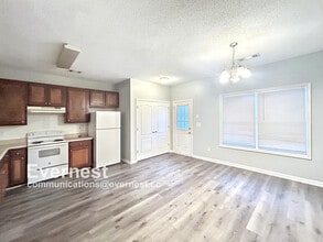 8638 Thomas Ln in Riverdale, GA - Building Photo - Building Photo