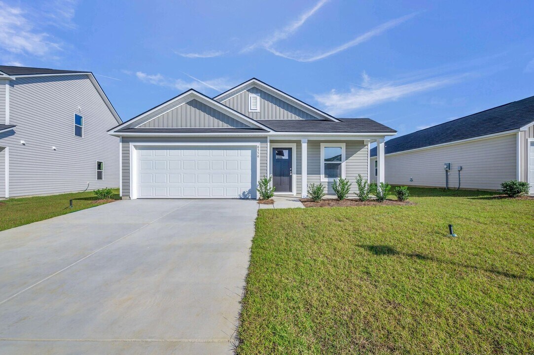 6855 Beach Dr SW in Ocean Isle Beach, NC - Foto de edificio