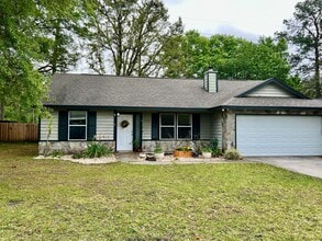 330 McQueen Cir in St. Marys, GA - Building Photo - Building Photo