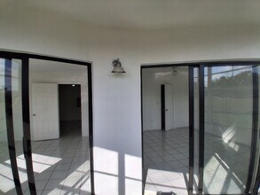 1605 NE Miami Gardens Dr in Miami, FL - Building Photo - Building Photo