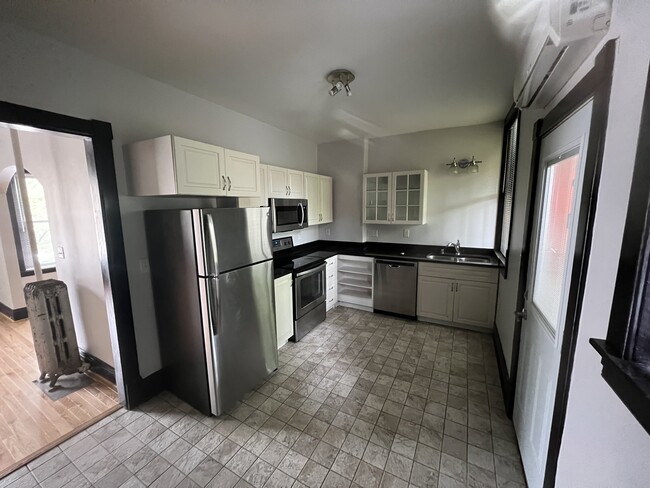 property at 112 E Magnolia Ave