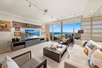 1455 Ocean Dr in Miami Beach, FL - Building Photo - Building Photo