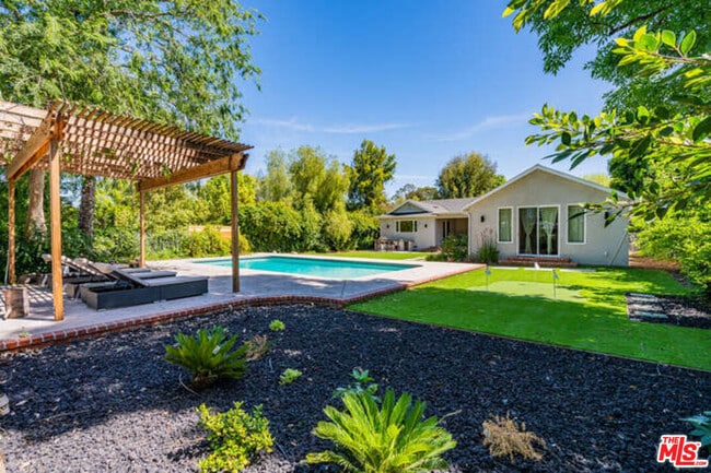 property at 5907 Jumilla Ave