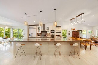 4140 Battersea Rd in Miami, FL - Building Photo - Building Photo