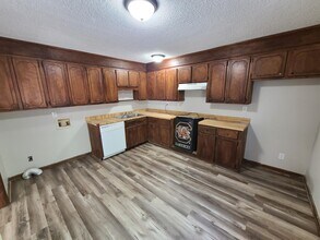 134 Calvin Ct-Unit -A in West Columbia, SC - Building Photo - Building Photo