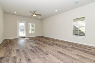 324 Sun Harvest Dr, Unit 1407 in Royse City, TX - Foto de edificio - Building Photo