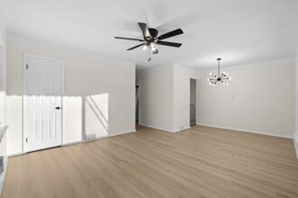 28232 Edward St in Roseville, MI - Foto de edificio - Building Photo