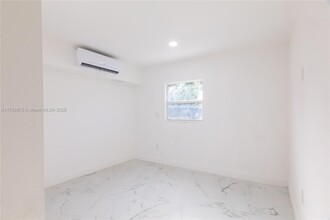 1101 NW 14th Ct in Fort Lauderdale, FL - Building Photo - Building Photo