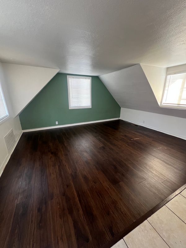 property at 1131 E Whiting Ave