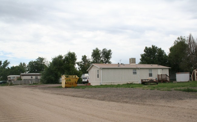 351 5th Ave in Deer Trail, CO - Building Photo - Building Photo