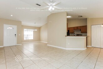 809 Greenbelt Cir in Brandon, FL - Building Photo - Building Photo