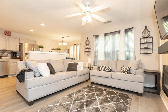 property at 10531 Prairie Ridge Ln