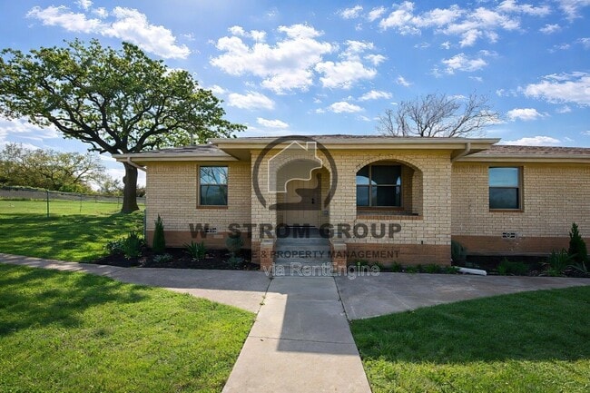 property at 1119 Salt Creek Rd