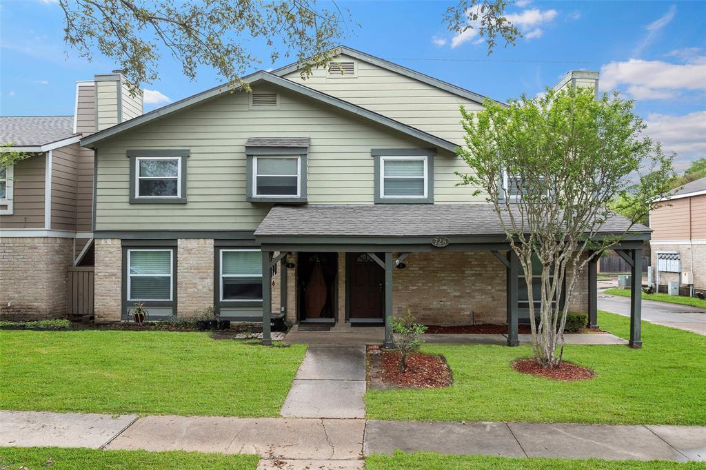 728 Memorial Mews St in Houston, TX - Building Photo